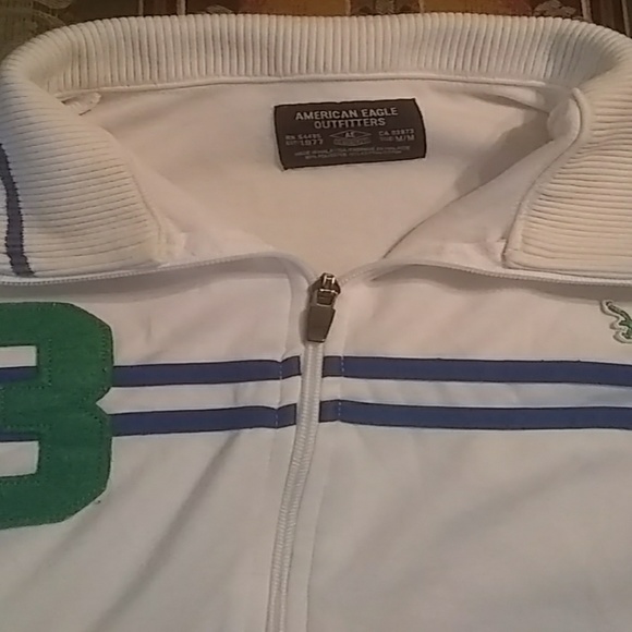 American eagle sweater like new medium - Picture 2 of 3